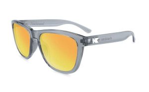 Okulary przeciwsłoneczne dla dorosłych - kategoria 3 z polaryzacją - Clear Grey. Szare okulary przeciwsłoneczne KNOCKAROUND. Za 190,40 zł.