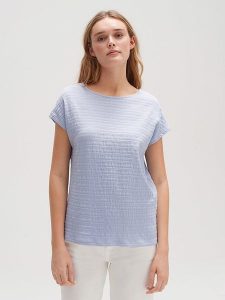 OPUS Koszulka w kolorze błękitnym rozmiar: 36. Niebieskie bluzki Opus, bez wzorów, bez kołnierzyka, bez ramiączek. Za 32,90 zł.