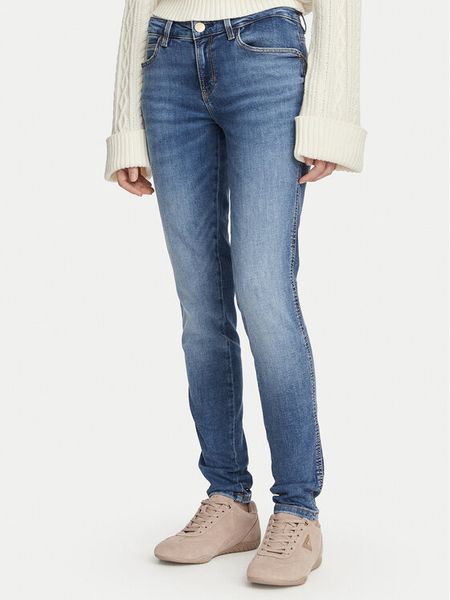 Guess Jeansy W6YAJ2 D1583 Niebieski Shaping Fit. Niebieskie jeansy Guess, z aplikacjami, z jeansu. Za 434,99 zł.