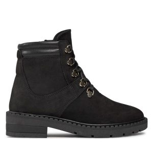Trapery Marco Tozzi. Czarne buty zimowe Marco Tozzi, bez obcasa, bez zapięcia. Za 399,99 zł.