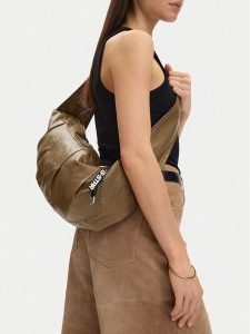 G-Star Raw Torebka C-LA482-4013-1 Beżowy. Brązowe torebki klasyczne G-Star Raw, bez wzorów, z materiału, bez dodatków. Za 199,99 zł.