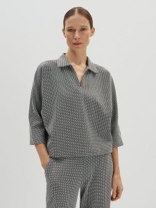 Someday Bluza w kolorze szarym rozmiar: M. Szare bluzy someday., m, bez wzorów, bez kaptura. Za 159,59 zł.