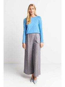 Rich & Royal Koszulka w kolorze niebieskim rozmiar: XS. Niebieskie bluzki Rich & Royal, xs, bez wzorów, z bawełny, bez kołnierzyka, bez ramiączek. Za 83,42 zł.