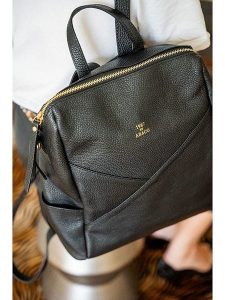 Abaco Skórzany plecak w kolorze czarnym - 25 x 35 x 14 cm rozmiar: onesize. Czarne plecaki Abaco. Za 407,53 zł.