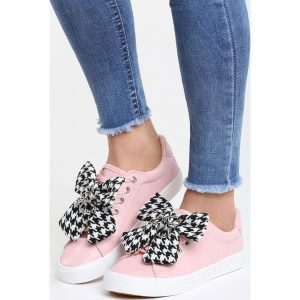 Różowe Buty Sportowe Giver. Buty sportowe marki Born2be. Za 59,99 zł.