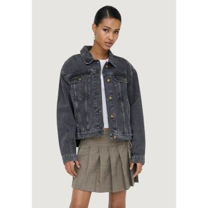 Kurtka Kobieta ONLY Onlharper Ls Boxy Dnm Jkt Sik. Czarne kurtki ONLY, bez wzorów, z bawełny, bez kaptura. Za 227,45 zł.