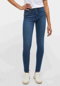 MUSTANG SHELBY SKINNY DAMSKIE SPODNIE JEANSOWE JEANSY DENIM BLUE 1013580 5000 782. Niebieskie rurki Mustang, z denimu. Za 239,99 zł.