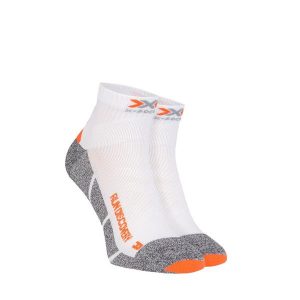 Skarpety biegowe X-Socks Run Discovery 4.0. Szare skarpetki X-Socks, bez wzorów. W wyprzedaży za 72,00 zł.