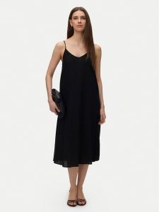 Vero Moda Sukienka letnia Emilo 10340519 Czarny Loose Fit. Czarne sukienki Vero Moda, na lato, s, bez wzorów, ze lnu, bez kołnierzyka, bez ramiączek. Za 199,99 zł.
