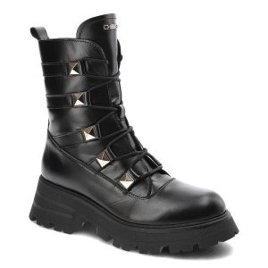 Czarne Botki Chebello Modne Skórzane Buty Damskie. Czarne botki CheBello, bez wzorów, ze skóry, bez obcasa, na obcasie, bez zapięcia. Za 429,00 zł.