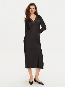 Calvin Klein Sukienka koktajlowa K20K207845 Czarny Regular Fit. Czarne sukienki Calvin Klein, bez wzorów, z wiskozy, wizytowe, bez kołnierzyka, bez ramiączek. Za 649,99 zł.