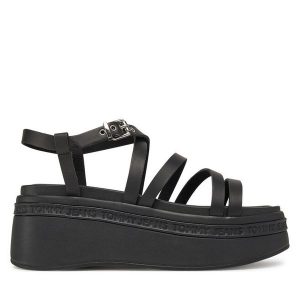 Sandały Tommy Jeans. Czarne sandały Tommy Jeans, bez wzorów, z jeansu, bez obcasa, na koturnie, bez zapięcia. Za 379,99 zł.
