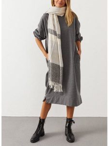 LA Angels Sukienka w kolorze szarym rozmiar: S. Szare sukienki LA Angels, s, bez wzorów, bez kołnierzyka, bez ramiączek, midi. Za 165,99 zł.