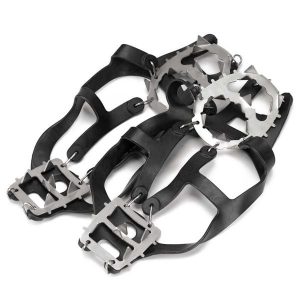 Raczki na buty turystyczne, antypoślizgowe nakładki rozmiar 36-40 czarne. Czarne buty trekkingowe SPRINGOS, bez zapięcia. Za 29,99 zł.