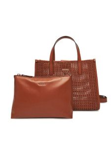 Guess Torebka Brigitta HWWZ72 06230 Brązowy. Brązowe torebki klasyczne Guess, z aplikacjami, ze skóry, bez dodatków. Za 379,99 zł.