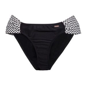 Dół od bikini Protest Loveall. Czarne bikini Protest, bez wzorów, z elastanu. Za 167,00 zł.