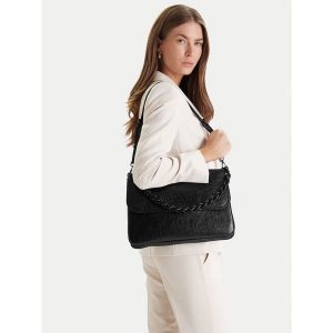 Torebka Just Cavalli. Czarne torebki klasyczne Just Cavalli, bez wzorów, bez dodatków. Za 546,99 zł.
