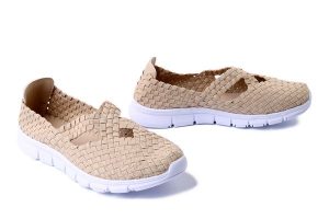 ARTIKER RELAKS 56C1286 piaskowy, półbuty damskie. Brązowe półbuty Artiker Relaks, na lato, bez wzorów, bez obcasa, bez zapięcia. Za 111,92 zł.