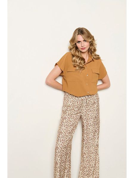 &Co Woman Bluzka "Nuri" w kolorze karmelowym rozmiar: M. Brązowe bluzki &Co Woman, m, bez wzorów, bez kołnierzyka, bez ramiączek. Za 131,43 zł.