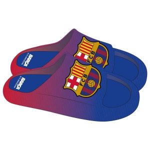 FC Barcelona klapki na basen i plażę unisex. Klapki CERDA, bez wzorów, z materiału, bez obcasa. Za 89,00 zł.