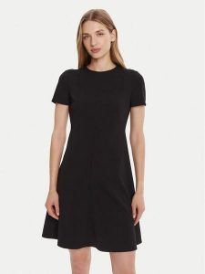 Calvin Klein Sukienka koktajlowa LV044C064G Czarny Slim Fit. Czarne sukienki Calvin Klein, bez wzorów, z syntetyku, wizytowe, bez kołnierzyka, bez ramiączek. Za 519,99 zł.