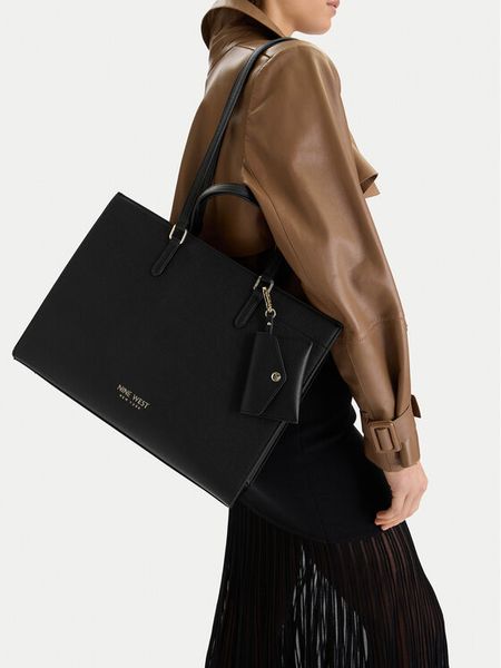 Nine West Torebka CEO-Vellor-LDA8459 Czarny. Czarne torebki klasyczne Nine West, bez wzorów, z materiału, bez dodatków. Za 199,99 zł.