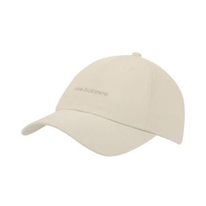 Czapka damska New Balance LAH51010LIN – beżowa. Brązowe czapki New Balance, bez wzorów, z materiału, sportowe. Za 109,99 zł.