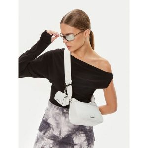 Torebka MICHAEL Michael Kors. Białe torebki klasyczne MICHAEL Michael Kors, bez wzorów, bez dodatków. Za 692,99 zł.