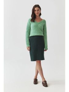 TATUUM Spódnica w kolorze ciemnozielonym rozmiar: 40. Zielone spódnice Tatuum, bez wzorów, midi. Za 135,45 zł.