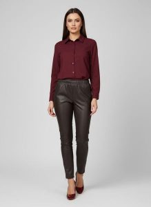 Eleganckie czekoladowe spodnie BengaMetallic04 7/8 o kroju slim fit PLUS SIZE XXL OVERSIZE JESIEŃ. Brązowe spódnice Moda Size Plus Iwanek, do pracy, na jesień, plus size, bez wzorów, z elastanu, biznesowe, plus size. Za 199,90 zł.