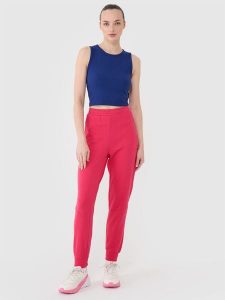 4F Spodnie dresowe joggery damskie - różowe XL. Czerwone spodnie dresowe 4f, l, bez wzorów, z bawełny. W wyprzedaży za 79,99 zł.