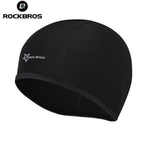 Uniwersalna polarowa czapka termiczna na rower. Czarne czapki ROCKBROS, bez wzorów, z materiału, sportowe. Za 63,44 zł.