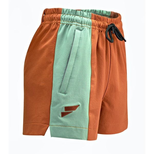 Spodenki boulderingowe dla kobiet. Brązowe szorty FELSENFEST, bez wzorów, z elastanu, sportowe. Za 219,99 zł.