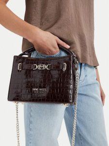 Nine West Torebka EO-CITY GRACE-LDA9420 CROCO Brązowy. Brązowe torebki klasyczne Nine West, bez wzorów, ze skóry, bez dodatków. Za 249,99 zł.