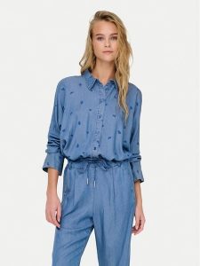 ONLY Koszula New Grace 15337926 Niebieski Loose Fit. Niebieskie koszule ONLY, m, bez wzorów, z lyocellu, bez kołnierzyka, bez ramiączek. Za 179,99 zł.