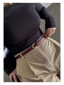 Lucky Bees Pasek w kolorze bordowym - dł. 100 cm rozmiar: onesize. Czerwone paski Lucky Bees, bez wzorów, z materiału. Za 65,54 zł.