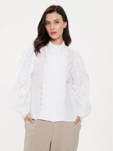 Karen by Simonsen Koszula Nadia 10104854 Biały Regular Fit. Białe koszule Karen by Simonsen, bez wzorów, z bawełny, bez kołnierzyka, bez ramiączek. Za 499,99 zł.