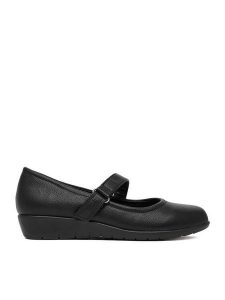 Go Soft Półbuty CEO-WSS21774-01 Czarny. Czarne półbuty Go Soft, bez wzorów, ze skóry, bez obcasa, na płaskiej podeszwie, bez zapięcia. Za 139,99 zł.