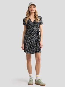 BIG STAR Sukienka w kolorze czarno-błękitnym rozmiar: L. Czarne sukienki Big Star, l, bez wzorów, retro, bez kołnierzyka, bez ramiączek, midi. Za 77,99 zł.