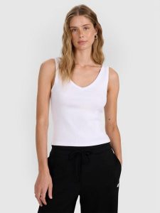 4F Top slim z prążkowanej dzianiny damski - biały XS. Białe topy 4f, l, bez wzorów, z bawełny, klasyczne, bez kołnierzyka, bez ramiączek. Za 49,99 zł.