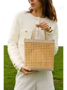 Maison héritage PARIS Skórzana torebka "Eos" w kolorze beżowym - 24 x 26 x 8 cm rozmiar: onesize. Brązowe torebki klasyczne Maison héritage PARIS, bez wzorów, z materiału, bez dodatków. Za 521,99 zł.