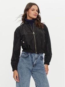 Rinascimento Kurtka bomber CFC0119826003 Czarny Regular Fit. Czarne kurtki Rinascimento, l, bez wzorów, z syntetyku, bez kaptura. Za 359,99 zł.