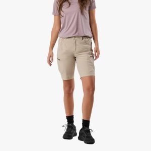 Szorty Outdoor Hiking damska Swedemount Glittertind Shorts szybkoschnące. Brązowe szorty SWEDEMOUNT, bez wzorów, z tkaniny, sportowe. Za 199,99 zł.