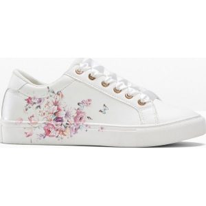 Sneakersy z kwiatowym nadrukiem. Białe buty sportowe bonprix, bez wzorów, bez zapięcia. Za 119,99 zł.