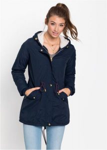 Kurtka parka na podszewce z polaru baranka. Niebieskie kurtki bonprix, bez wzorów, z polaru, bez kaptura. Za 229,99 zł.