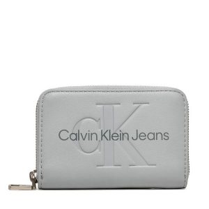 Portfel Calvin Klein Jeans. Szare portfele Calvin Klein Jeans, bez wzorów, z jeansu. Za 229,99 zł.