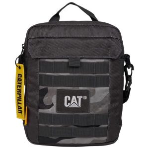 Saszetka na ramię sportowa dla dorosłych Namib Tablet Bag. Czarne nerki i saszetki Caterpillar, bez wzorów, z materiału. Za 149,99 zł.