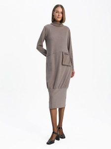 BGN Sukienka w kolorze szarobrązowym rozmiar: 34. Szare sukienki BGN, bez wzorów, bez kołnierzyka, bez ramiączek, midi, bombki. Za 104,64 zł.