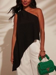 LA Angels Bluzka w kolorze czarnym rozmiar: XL. Czarne bluzki LA Angels, xl, bez wzorów, z wiskozy, z asymetrycznym kołnierzem, bez ramiączek. Za 139,45 zł.