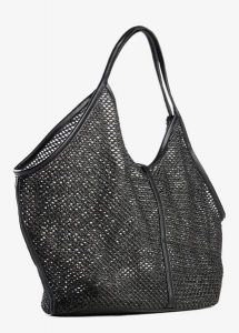 Torebka z siateczki z wyjmowaną szaszetką wewnętrzną. Czarne shopper bag bonprix, bez wzorów, bez dodatków. Za 114,99 zł.